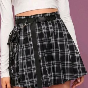 Tartan side pocket belted mini skirt